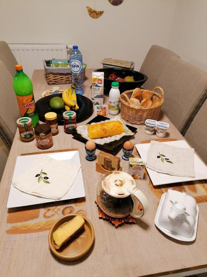 Tagusnunus Panzió Brüsszel Kültér fotó